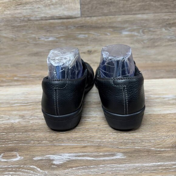 Clarks Black Leather Slip On Loafer Women's Size 8 - Picture 3 of 6